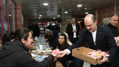 Oltu’da Anlamlı İftar: Kadınlar Günü ve Dayanışma Sofrası