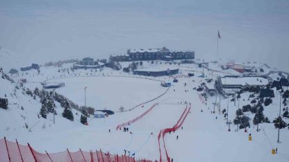 Kayak Sezonunda Rekor Seviye: Kar Kalınlığı 270 Santimetreyi Aştı!