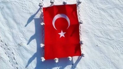 Van İl Jandarma Komutanlığından İstiklal Marşı’na Vefa Yürüyüşü