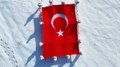 Van İl Jandarma Komutanlığından İstiklal Marşı’na Vefa Yürüyüşü