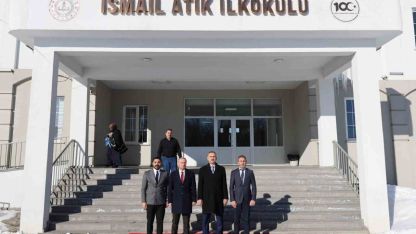 Ağrı Valisi Önder Bozkurt okul ziyaretlerinde incelemelerde bulundu