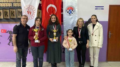 Kars’ta Kadınlar Satranç Heyecanı Sona Erdi