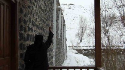 Kars’ta Bahar Beklenirken Dondurucu Soğuklar Hayatı Felç Etti