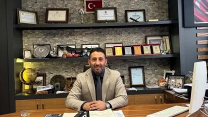 Patnoslu İş İnsanı Kamuran Avcı’dan 100 Aileye Ramazan Desteği