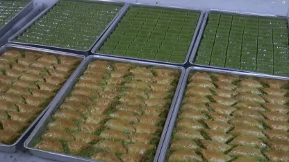 Beslenme ve Diyetetik Uzmanı Ezgi Ertal Akgöz: Ramazan Bayramı'nda Beslenme İçin "2 Dilim" Sınırı