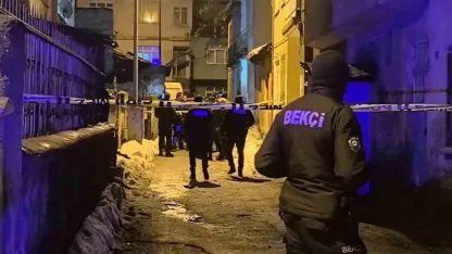 Erzurum'da Kanlı Gece: Rabia Ana Mahallesi'nde Boğazından Bıçaklanmış Ceset Bulundu