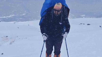 Türkiye'nin Zirvesinde Tek Başına: Sedat Karacan Ağrı Dağı'nda 2026 Kış Sezonunun İlk Başarısına İmza Attı