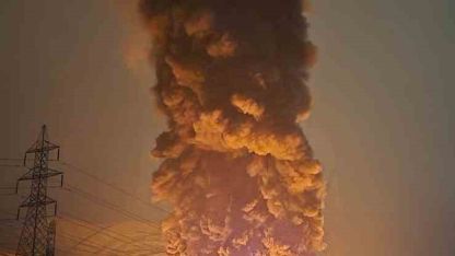 Orta Doğu'da Sıcak Gece: İsrail Tahran'ı Vuruyor, Şehir Semalarından Dumanlar Yükseliyor