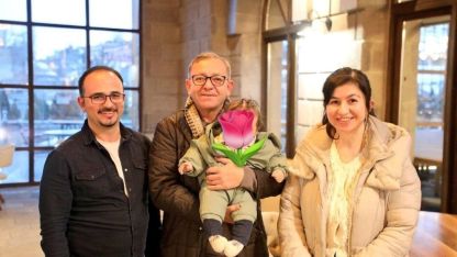 Turizmde Kars Rüzgarı Esiyor: Vali Polat Ziyaretçilere Şehrin Tarihi Hazinelerini Anlattı