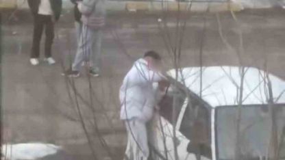 Yıldızkent’te Korkutan Anlar: Tornavidayla Araç Kapısı Açmaya Çalışan Gençler Polisi Alarmı Geçirdi