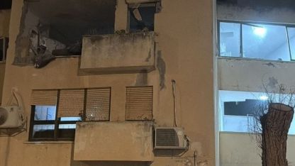 İran'dan İsrail Yerleşim Yerlerine Balistik Füze Hamlesi