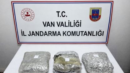 Çaldıran’da Jandarma Operasyonu 4 Kilo 60 Gram Skunk Ele Geçirildi