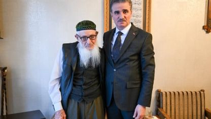 Erzurum Valisi Aydın Baruş Erzurum’un Manevi Dinamiklerinden Veli Velioğlu Hoca Efendi’yi Ziyaret Etti