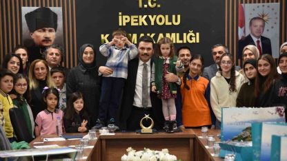 İpekyolu İlçesinde Kitap Van Projesi Kapsamında Ödül Töreni Düzenlendi