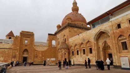 Anadolu’nun Kartal Yuvası İshak Paşa Sarayı 235 Yıldır Tarihe Işık Tutuyor