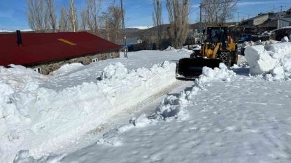 Palandöken’in Yüksek Kesimlerinde Kar Esareti: Kar Kalınlığı 2 Metreyi Buldu