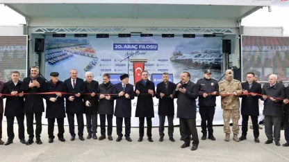 Erzurum Büyükşehir Belediyesi 170 Araçlık Dev Hizmet Filosunu Tanıttı