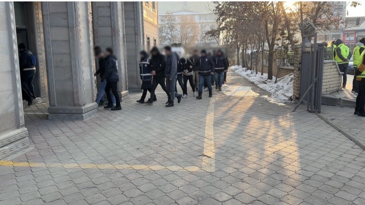 Ağrı merkezli dev yasa dışı bahis operasyonunda 65 tutuklama