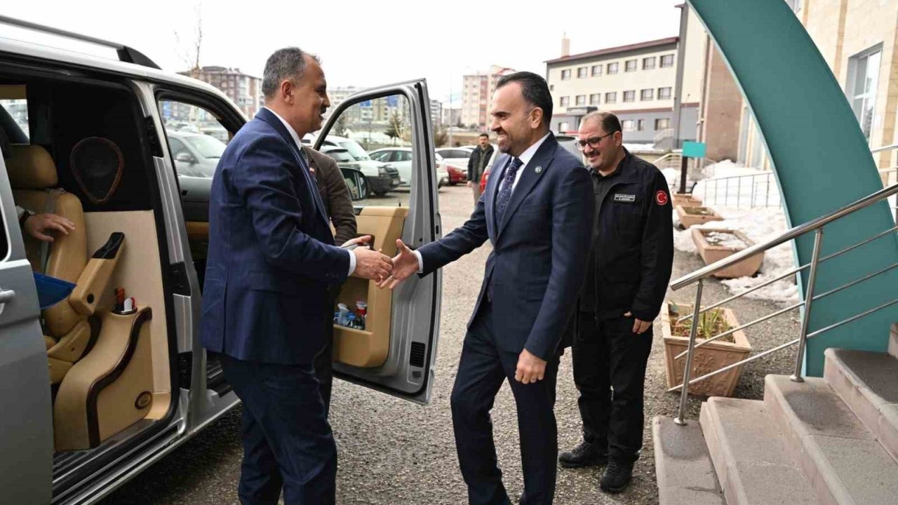Ağrı Valisi Önder Bozkurt Erzurumda Bölgesel Yatırımları İnceledi