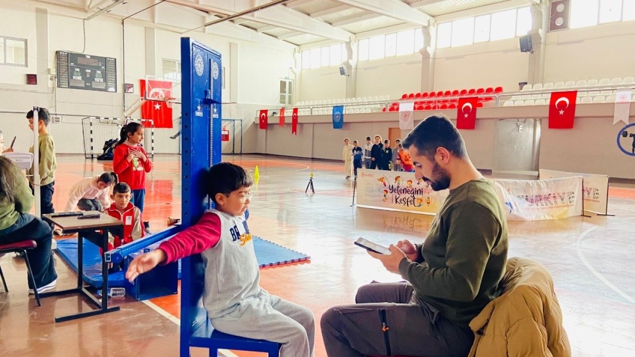 Ağrı’nın Diyadin İlçesinde Genç Yetenekler Mercek Altında: Sportif Yetenek Taraması Başladı