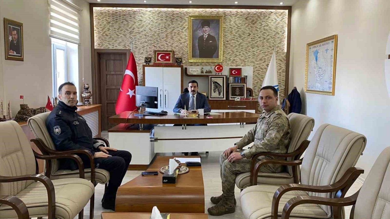 Arpaçay'da Asayiş Koordinasyonu: Güvenlik Güçleri Bir Araya Geldi