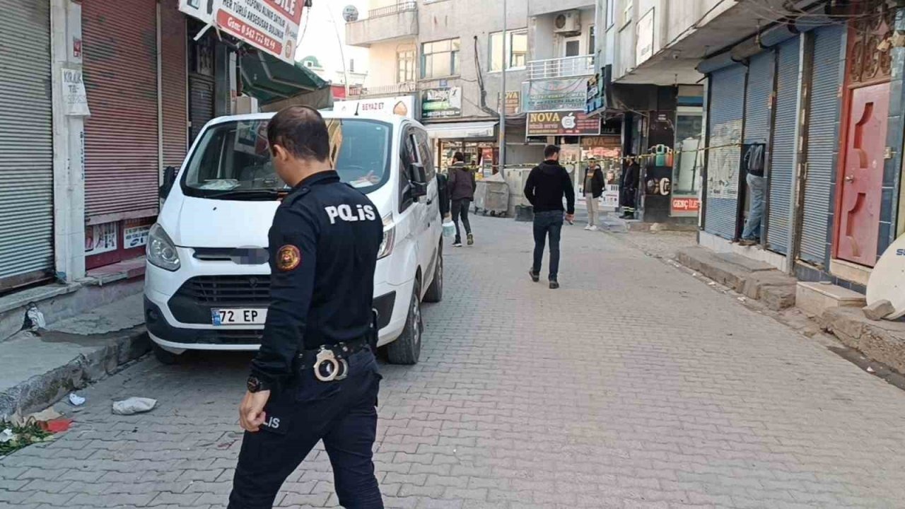 Batman’da Meydan Kavgası: Bıçaklar Konuştu, 3 Kişi Hastanelik Oldu