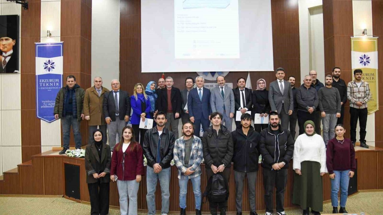 Erzurum, ETÜ, İstiklal Marşı