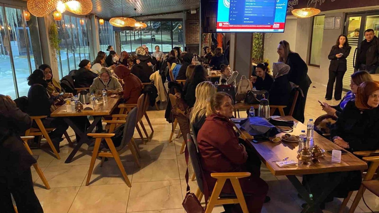 Erzurum'da Kadın Yöneticiler 8 Mart için bir araya geldi