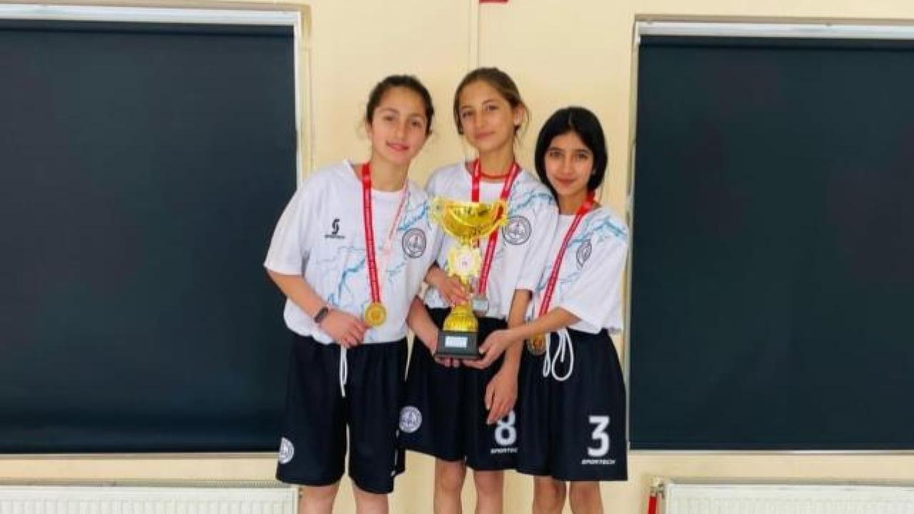 Hamur’da Masa Tenisi Şampiyonları Belli Oldu