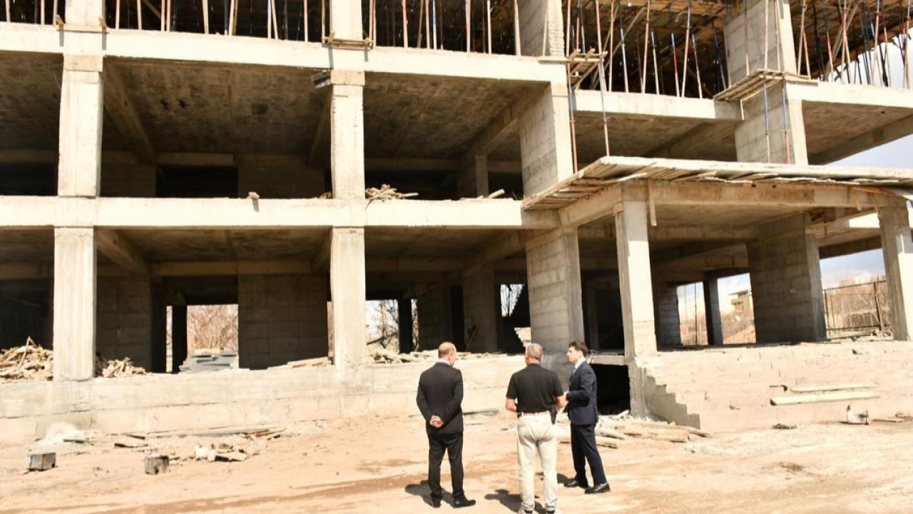 Iğdır Aralık’ta Eğitim Yatırımı Hız Kazandı: Atatürk Ortaokulu Gün Sayıyor!