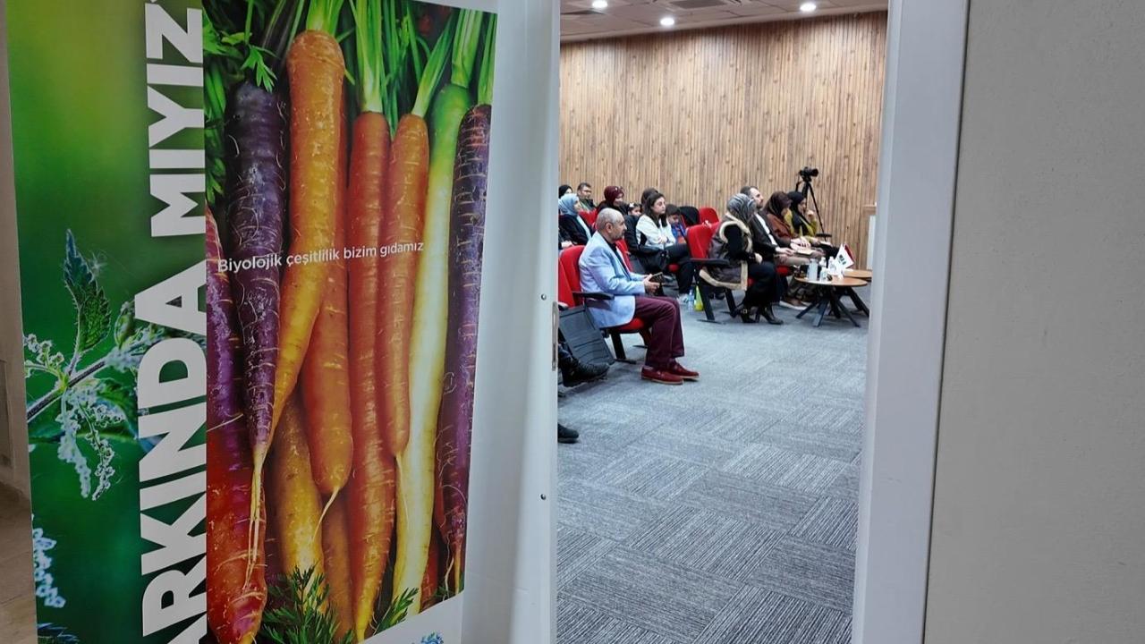Iğdır İl Halk Kütüphanesi’nde Bilinçli Beslenme Şöleni: "Midenizi Değil Hücrelerinizi Doyurun!"