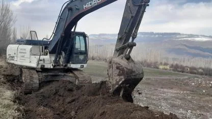 Iğdır İl Özel İdaresinden Sulama Kanallarında Sezon Hazırlığı