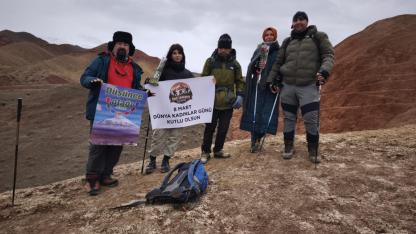 Iğdır’da 8 Mart İçin Doğa Yürüyüşü Düzenlendi