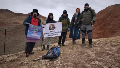 Iğdır’da 8 Mart İçin Doğa Yürüyüşü Düzenlendi