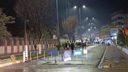 Iğdır’da Akşam Yürüyüşleri Başladı: Vali Yolu Araç Trafiğine Kapatıldı!