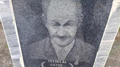 Iğdır’da Duygu Dolu Anlar: Kahraman Gazilerin Kabirleri Şanlı Bayrağımızla Taçlandı