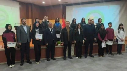 Iğdır’da Hocalı Ruhu Gençlerle Yaşıyor: Başarılı Öğrencilere Ödül Yağmuru