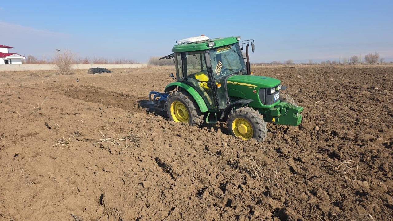 Iğdır’da Tarım Sezonu Başladı: Araziler Sürülüyor, Bereket Bekleniyor!