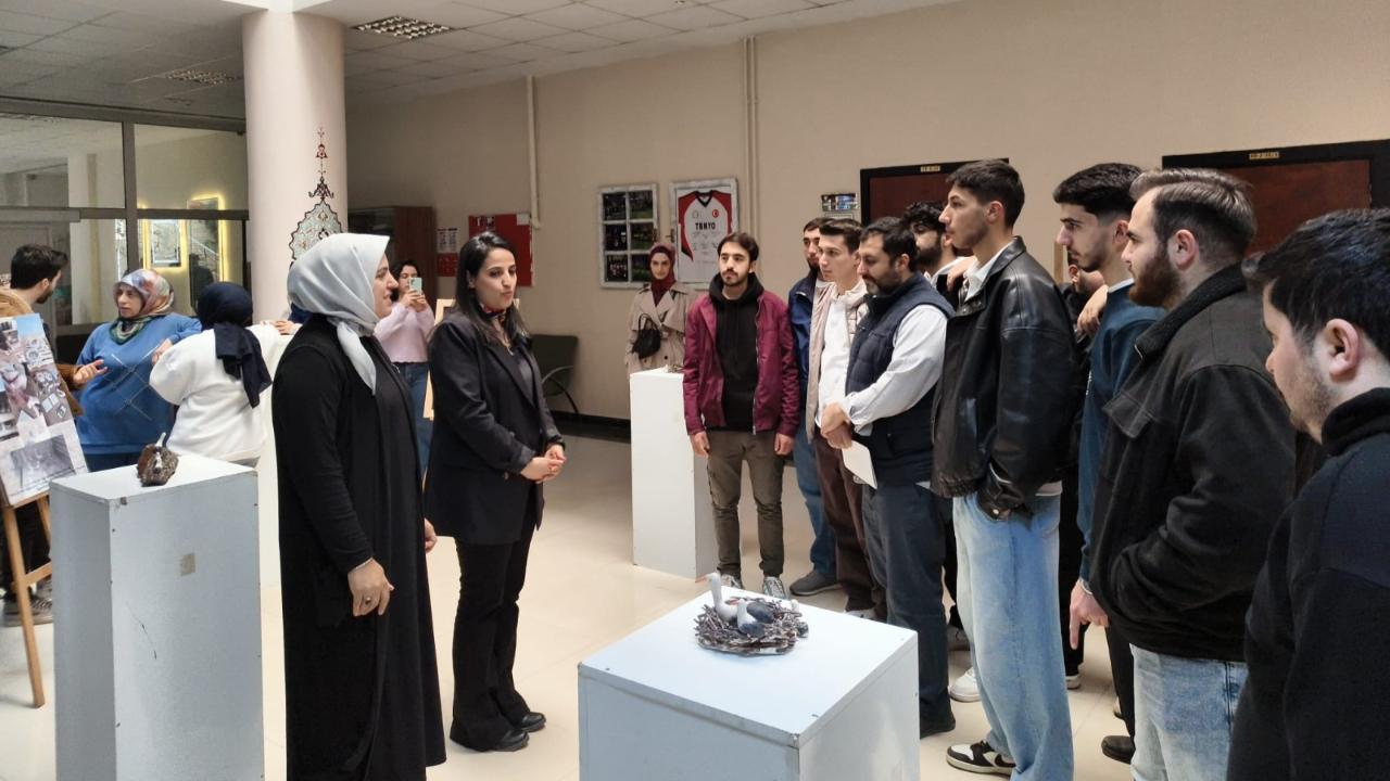 Iğdır’ın Seramik Leylekleri Sergisi Büyük İlgi Gördü