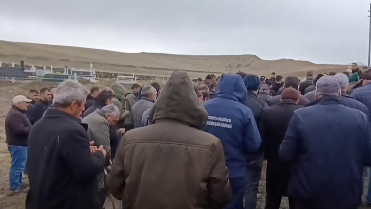 Kaptan Aziz Elbi’ye Tuzluca'da Son Görev: Kalp Krizi Genç Yaşta Aramızdan Aldı