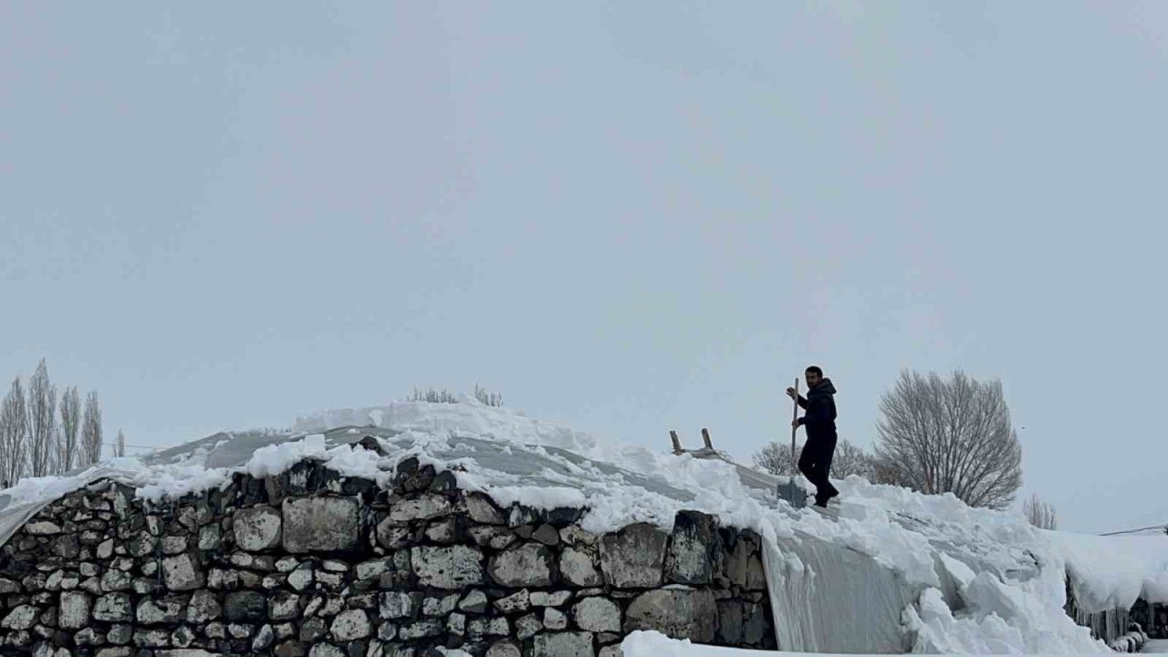 Kars’ta 80 Yaşındaki Köylü "Böylesini Görmedim" Dedi