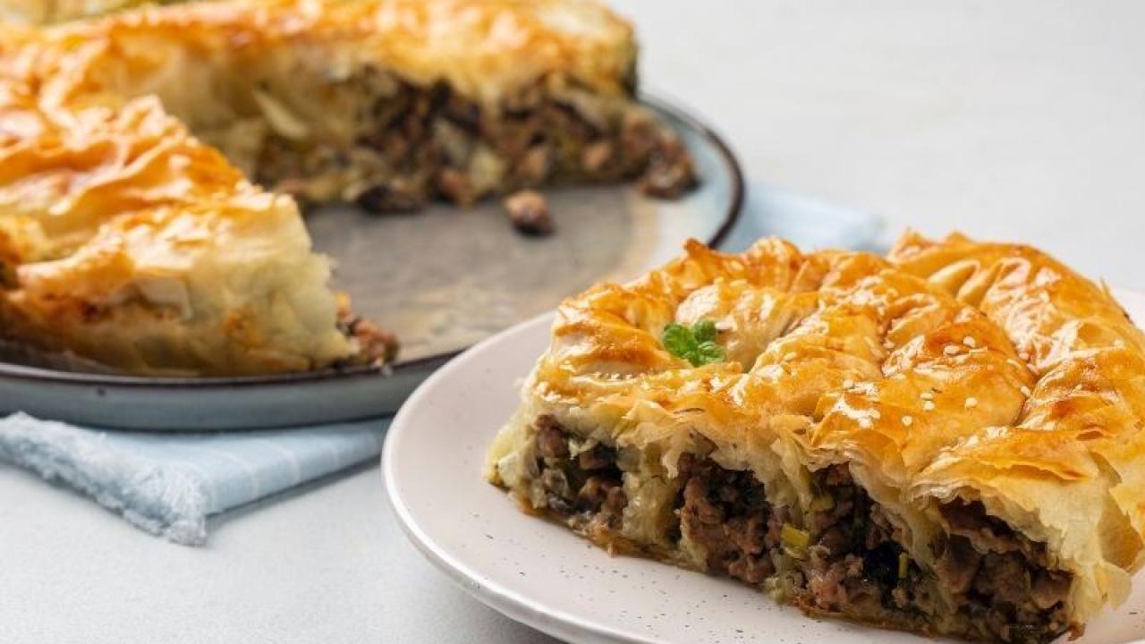 Kıymalı Çıtır Börek Tarifi