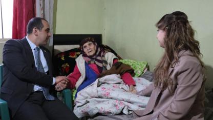 Nevruz Coşkusu Asırlık Çınarlarla Paylaşıldı: Vali Taşolar ve Eşi Gönülleri Aldı!