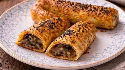 Patlıcanlı Kol Böreği Tarifi