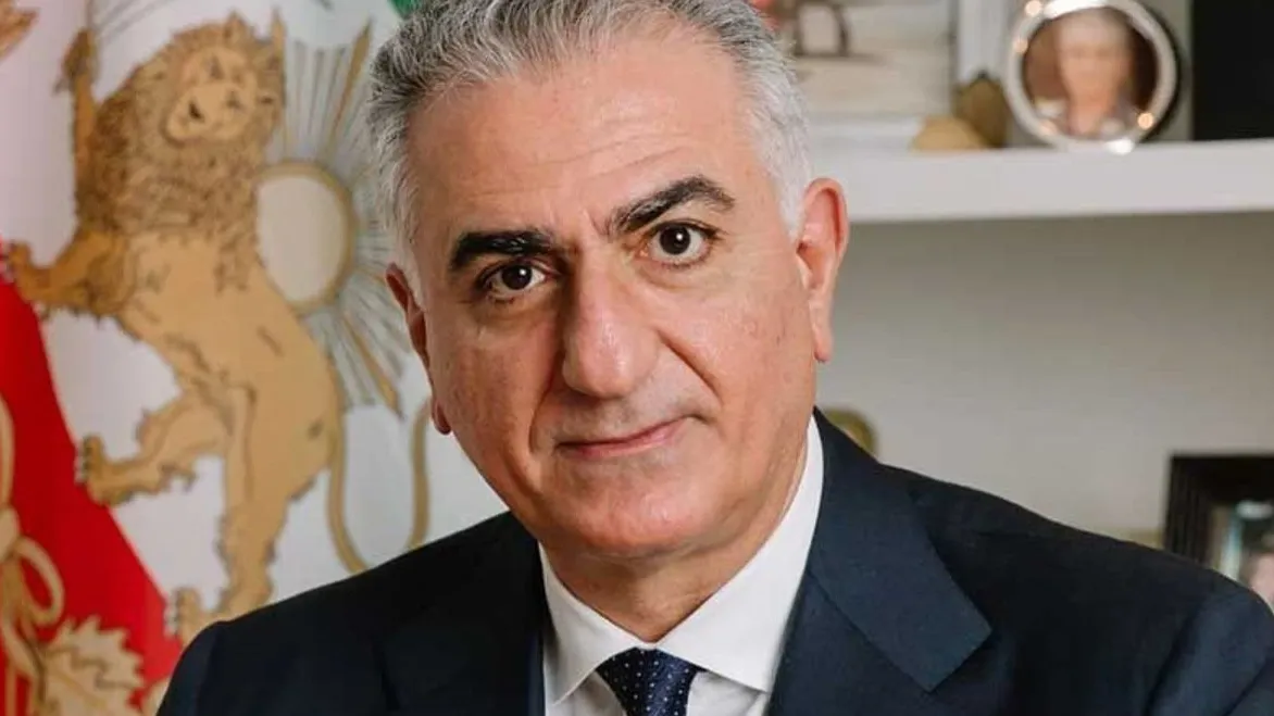 Rıza Pehlevi’den Hamaney’in Ölümü Sonrası Açıklama Rejim Fiilen Sona Ermiştir