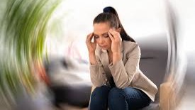 Şiddetli Baş Dönmesi Vertigo Belirtisi Olabilir