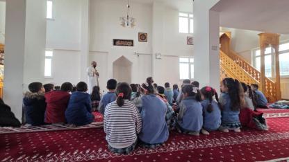 Tuzluca’da Ramazan Şenliği: Kur’an Kursu Öğrencileri Gönüllerince Eğlendi!