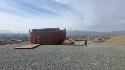 Tuzluca’daki Nuh’un Gemisi Maketi Ziyaretçilerin İlgi Odağı Oldu