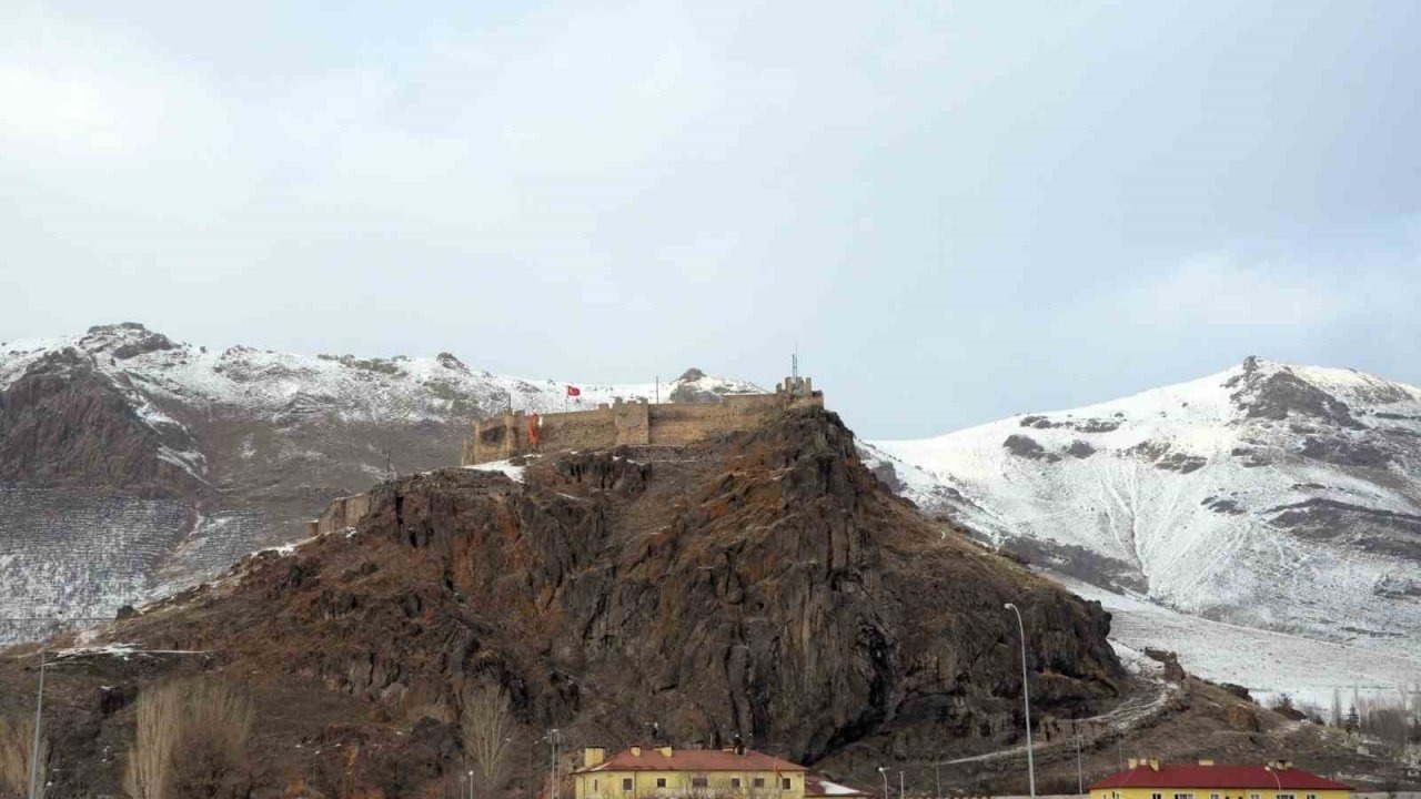 1952 Pasinler Depremi: Yaşar Kemal’in Kaleminden Bir Felaketin ve Dayanışmanın Hikayesi