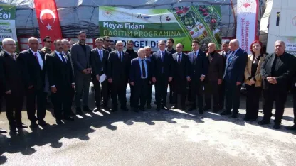Van'da Meyvecilik Seferberliği: 4 Milyon Fidan Hedefine Doğru